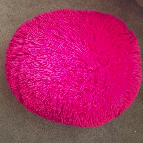 Pink soft pillow - Picture 1 of 1